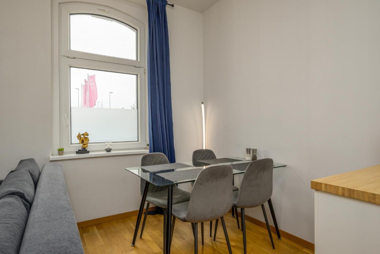 Arbio I Retro Apart Near Leipzig Hauptbahnhof מראה חיצוני תמונה