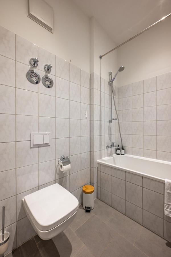 Arbio I Retro Apart Near Leipzig Hauptbahnhof מראה חיצוני תמונה