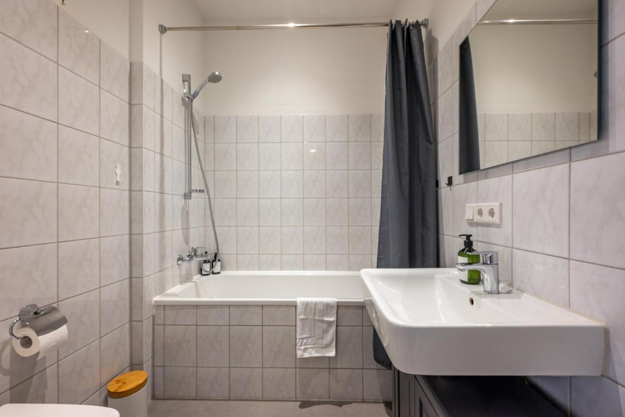 Arbio I Retro Apart Near Leipzig Hauptbahnhof מראה חיצוני תמונה